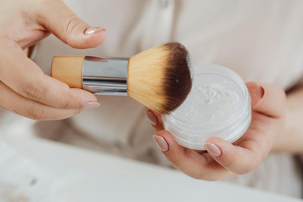 Les secrets du cosmetique francais pour une peau éclatante